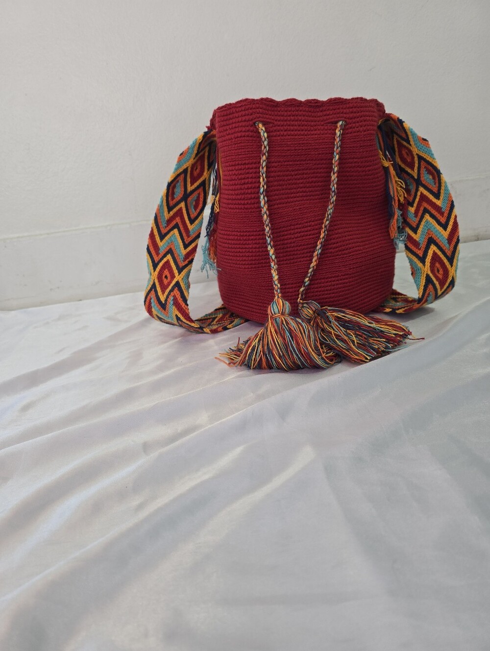 Crochet Bag in Brick Red Wayuu-Style Shoulder Bag with Colorful Strap - Picture 3 of 5